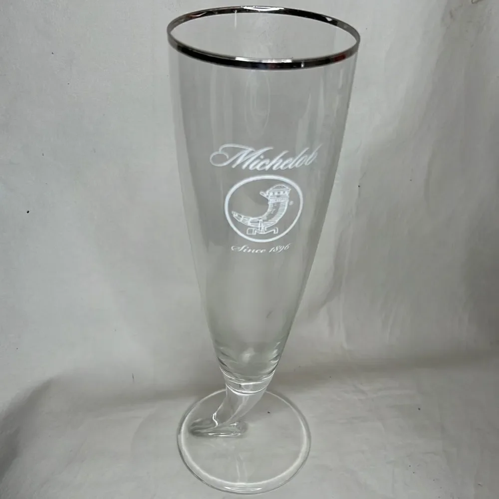Michelob Since 1886 Crystal Beer Drinking Glass 18 Ounces 9 3/4 Tall 3 In Round
